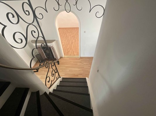 Treppe 1 OG_2OG_www.villingen.immobilien Treppe 1 OG_2OG_www.villingen.immobilien