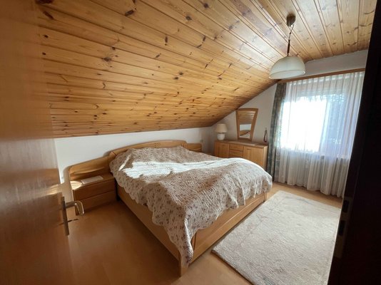 Schlafzimmer_www.villingen.immobilien Schlafzimmer_www.villingen.immobilien