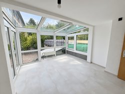 1 OG_Essbereich_Wintergartgen_KI-unterstützt
